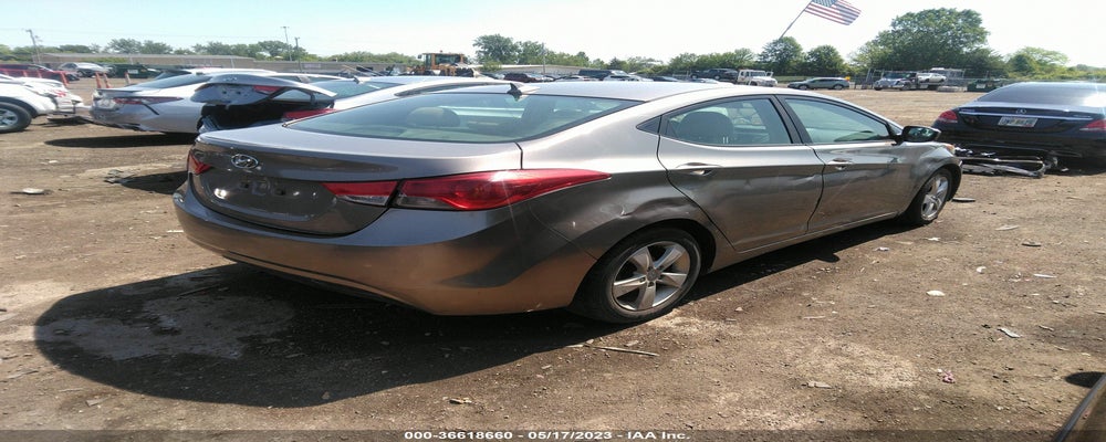 5NPDH4AE9DH307980 2013 HYUNDAI ELANTRA photo no. 4