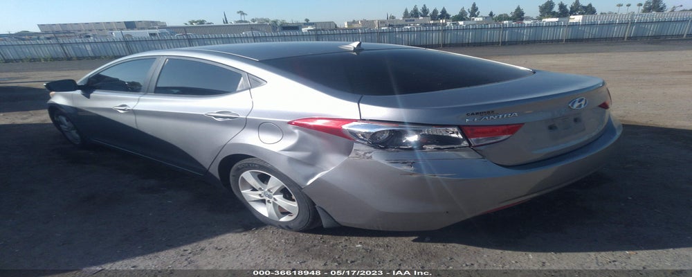 KMHDH4AE4DU568032 2013 HYUNDAI ELANTRA photo no. 3
