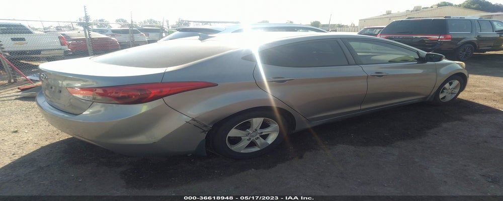 KMHDH4AE4DU568032 2013 HYUNDAI ELANTRA photo no. 4