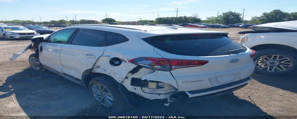 KM8J33A40HU446728 2017 HYUNDAI TUCSON photo no. 3