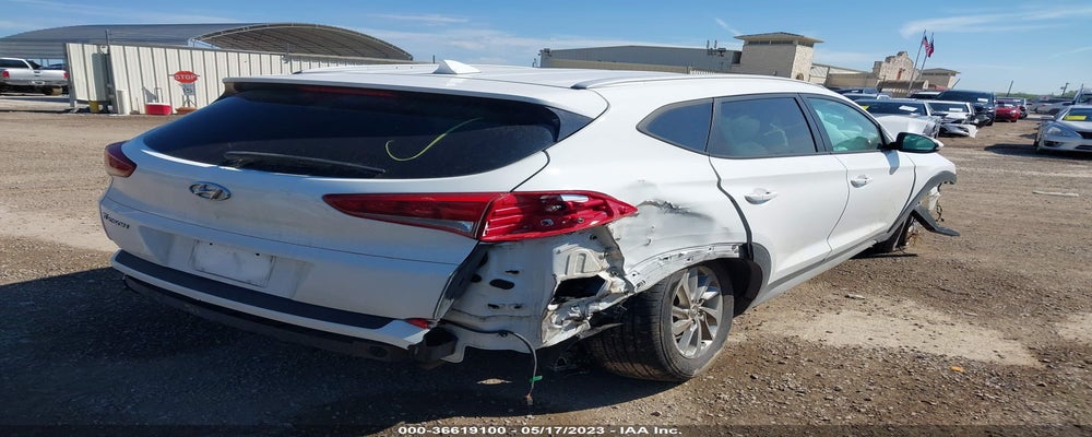 KM8J33A40HU446728 2017 HYUNDAI TUCSON photo no. 4