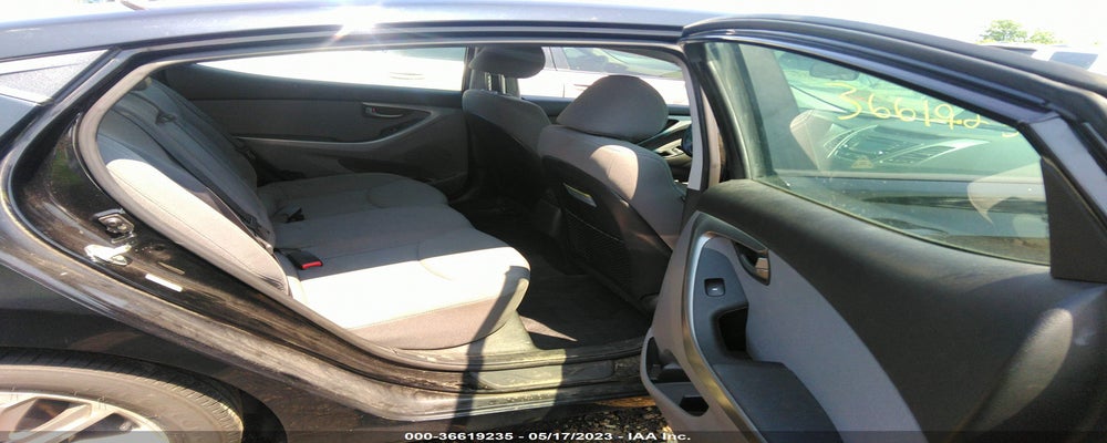 KMHDH4AE8FU260204 2015 HYUNDAI ELANTRA photo no. 8