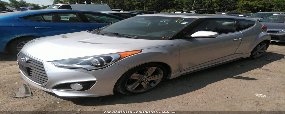 KMHTC6AE6DU121899 2013 HYUNDAI VELOSTER photo no. 2