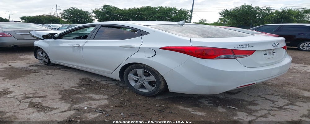 5NPDH4AE1DH385864 2013 HYUNDAI ELANTRA photo no. 3