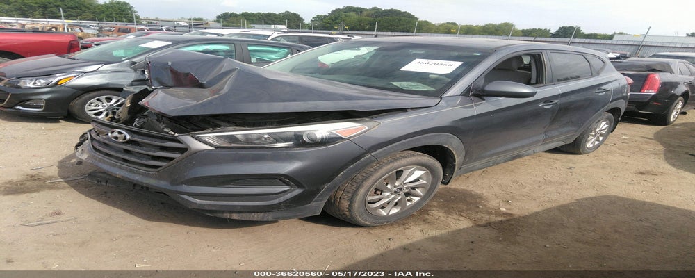 KM8J23A40GU021673 2016 HYUNDAI TUCSON photo no. 2