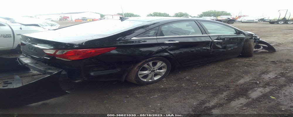 5NPEC4AC5CH483943 2012 HYUNDAI SONATA photo no. 4