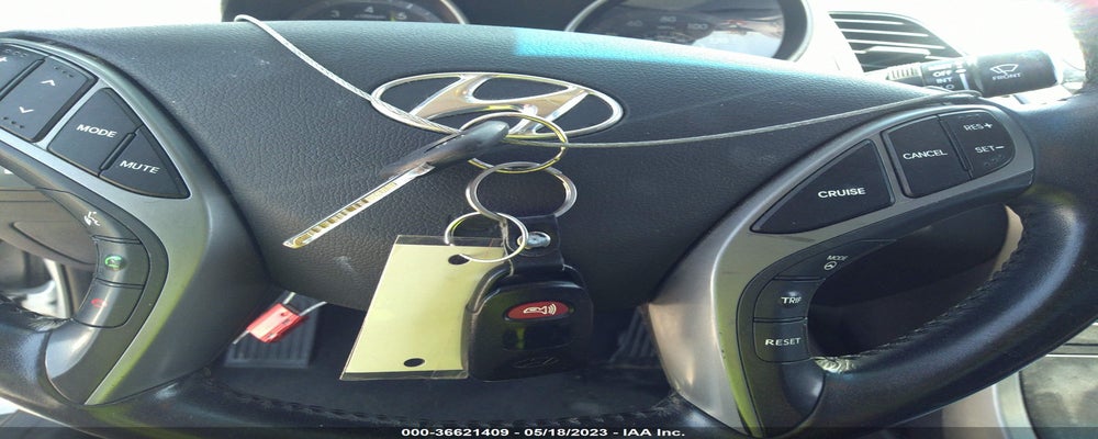 5NPDH4AEXFH649957 2015 HYUNDAI ELANTRA photo no. 11