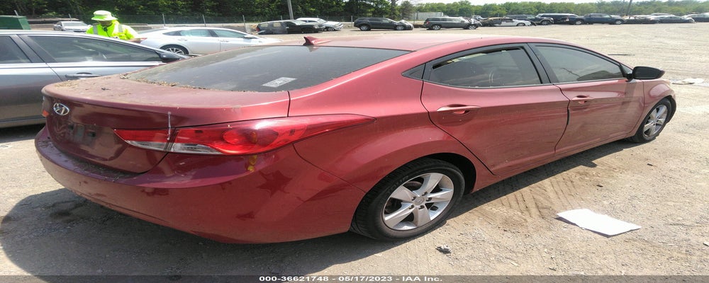 5NPDH4AE4DH385051 2013 HYUNDAI ELANTRA photo no. 4