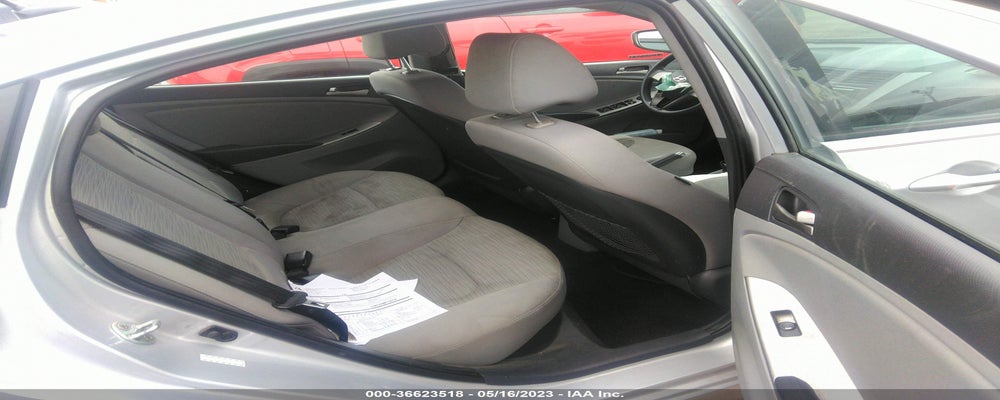 KMHCT4AE9GU073310 2016 HYUNDAI ACCENT photo no. 8