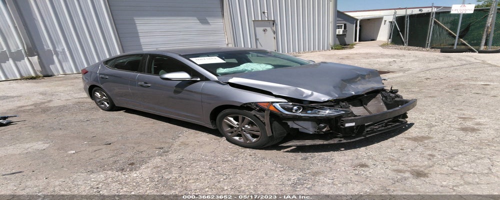 5NPD84LF7HH190864 2017 HYUNDAI ELANTRA photo no. 4