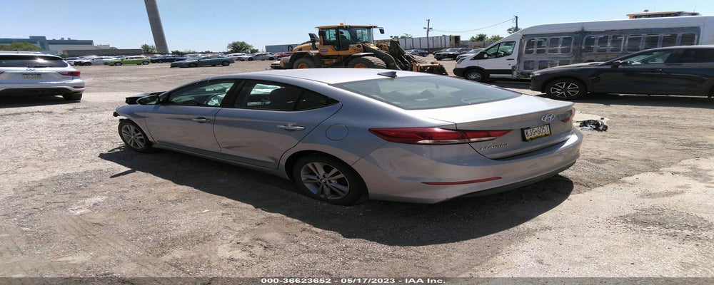 5NPD84LF7HH190864 2017 HYUNDAI ELANTRA photo no. 3