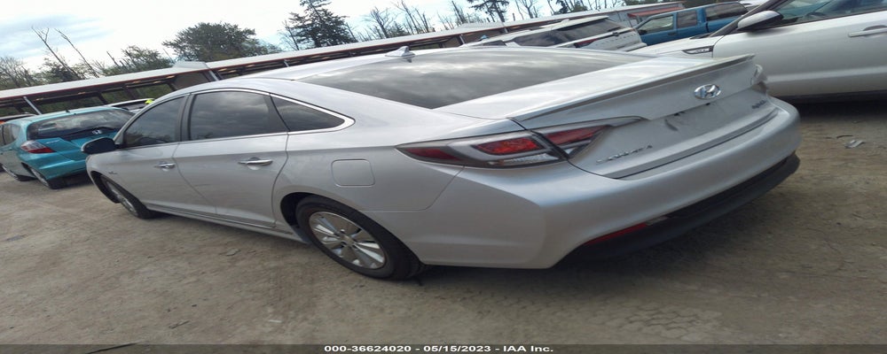 KMHE24L18GA033081 2016 HYUNDAI SONATA HYBRID photo no. 3