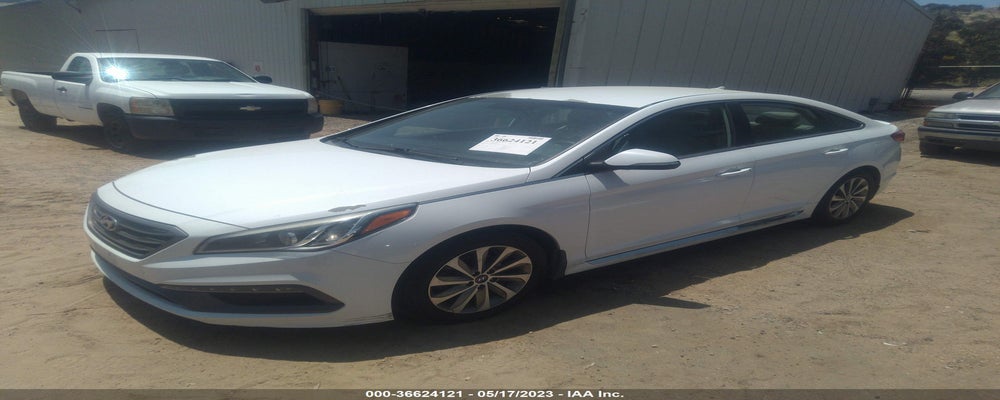 5NPE34AF7FH158189 2015 HYUNDAI SONATA photo no. 2