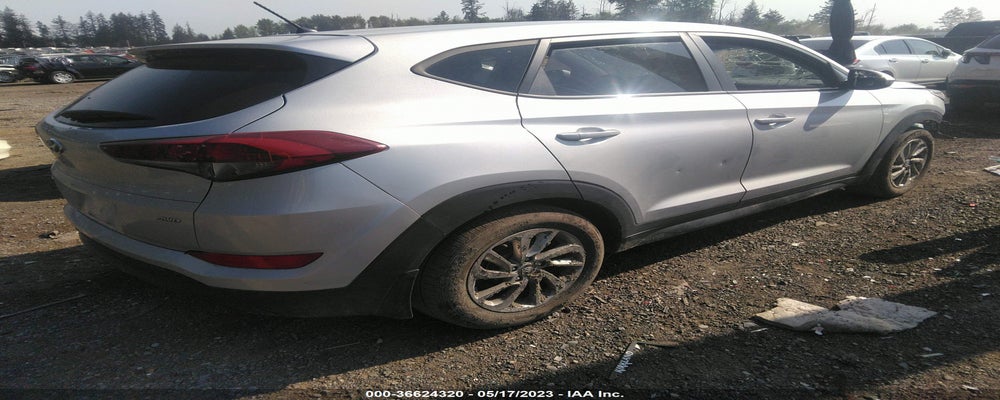 KM8J2CA48JU715079 2018 HYUNDAI TUCSON photo no. 4