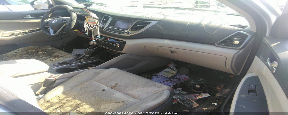 KM8J2CA48JU715079 2018 HYUNDAI TUCSON photo no. 5