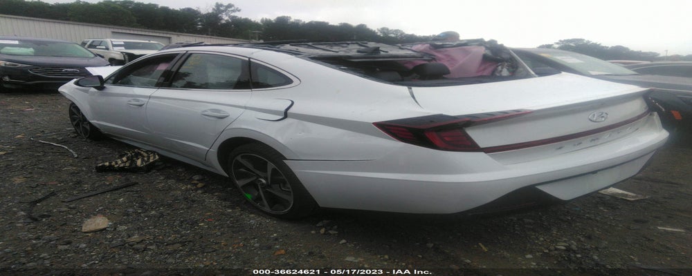 KMHL44J24PA278800 2023 HYUNDAI SONATA photo no. 3