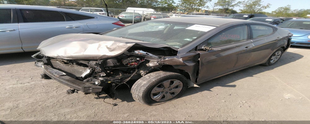 5NPDH4AE2GH668049 2016 HYUNDAI ELANTRA photo no. 2