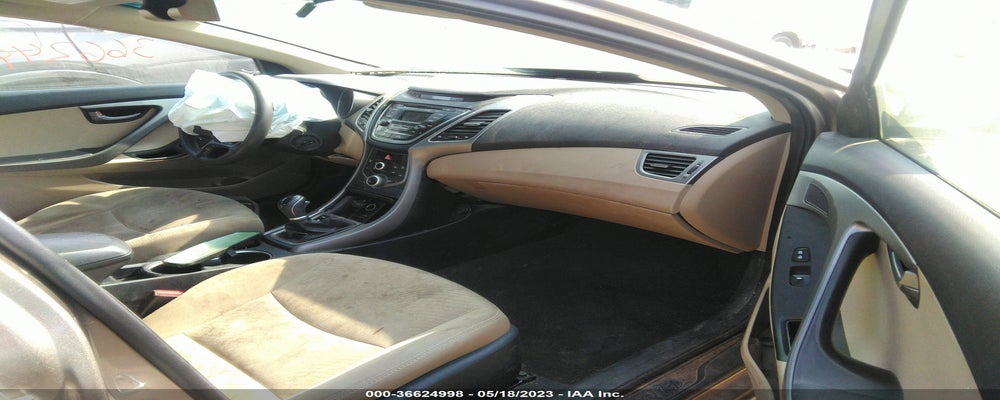 5NPDH4AE2GH668049 2016 HYUNDAI ELANTRA photo no. 5