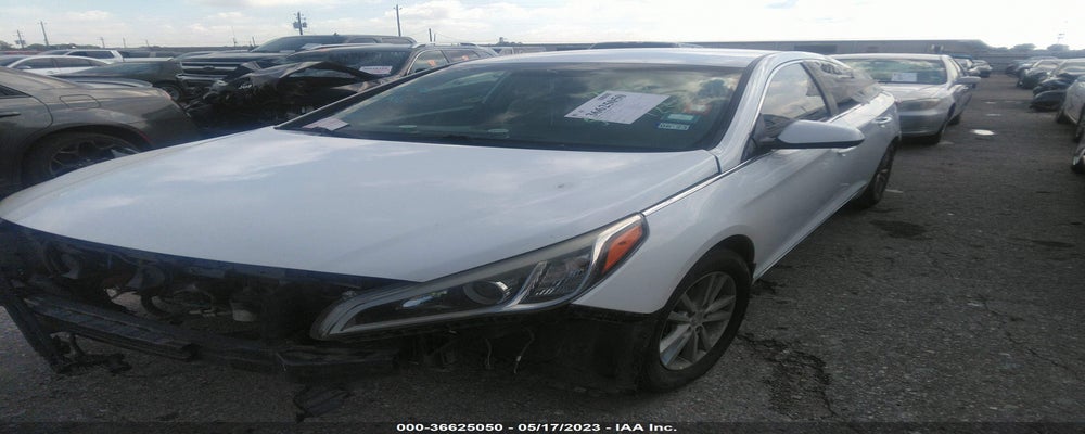 5NPE24AF1FH252958 2015 HYUNDAI SONATA photo no. 2