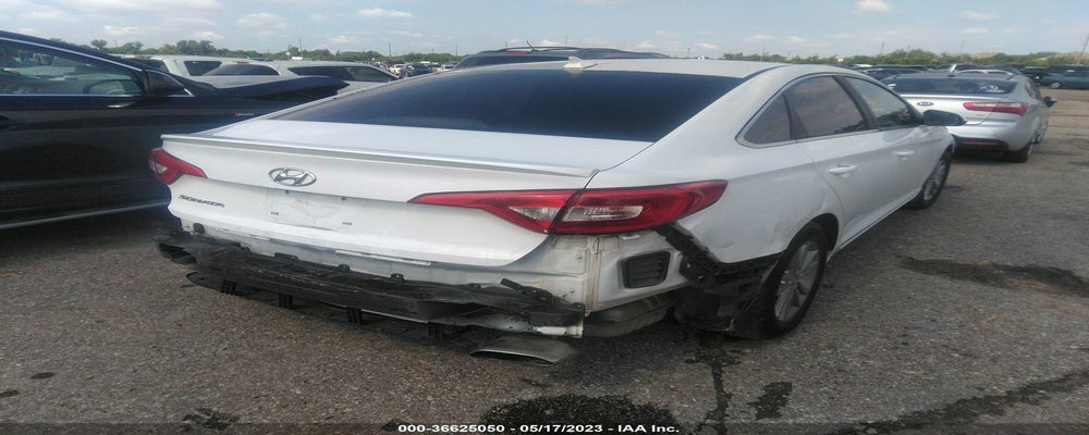 5NPE24AF1FH252958 2015 HYUNDAI SONATA photo no. 4