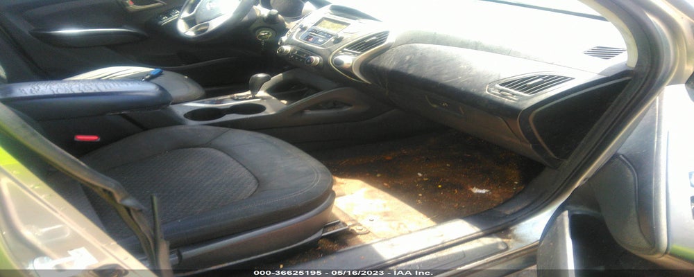KM8JT3AC1AU088956 2010 HYUNDAI TUCSON photo no. 5
