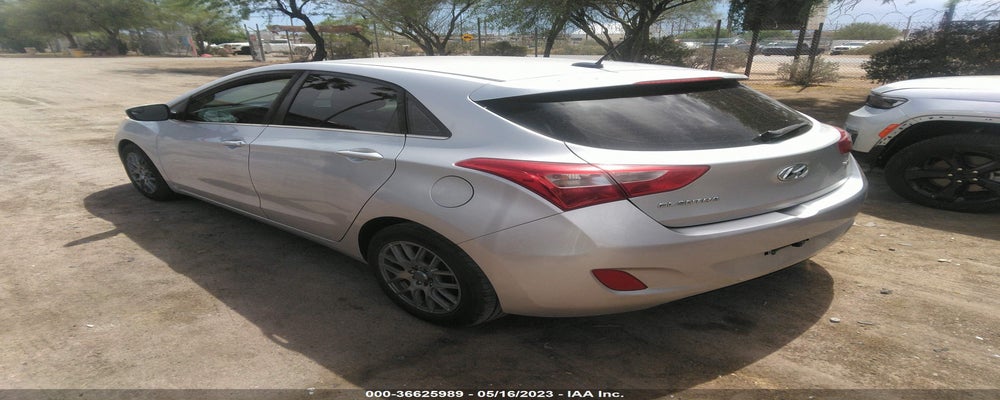 KMHD35LH3HU356630 2017 HYUNDAI ELANTRA GT photo no. 3