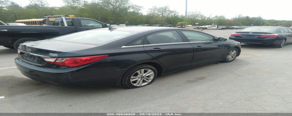 5NPEB4AC4BH094020 2011 HYUNDAI SONATA photo no. 4