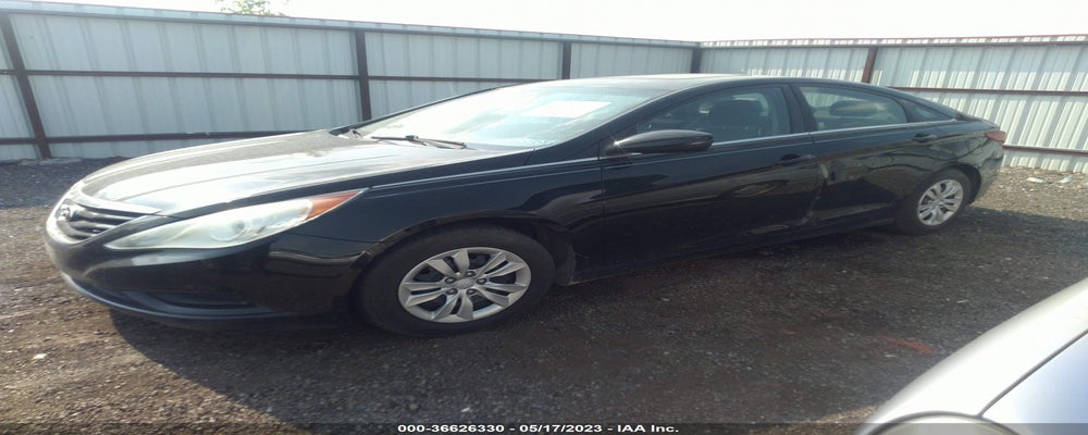 5NPEB4AC8BH089578 2011 HYUNDAI SONATA photo no. 2