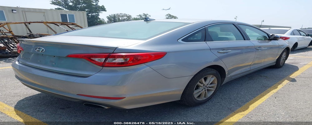 5NPE24AF9GH325608 2016 HYUNDAI SONATA photo no. 4