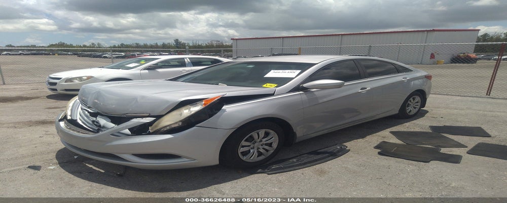 5NPEB4AC3BH149170 2011 HYUNDAI SONATA photo no. 2