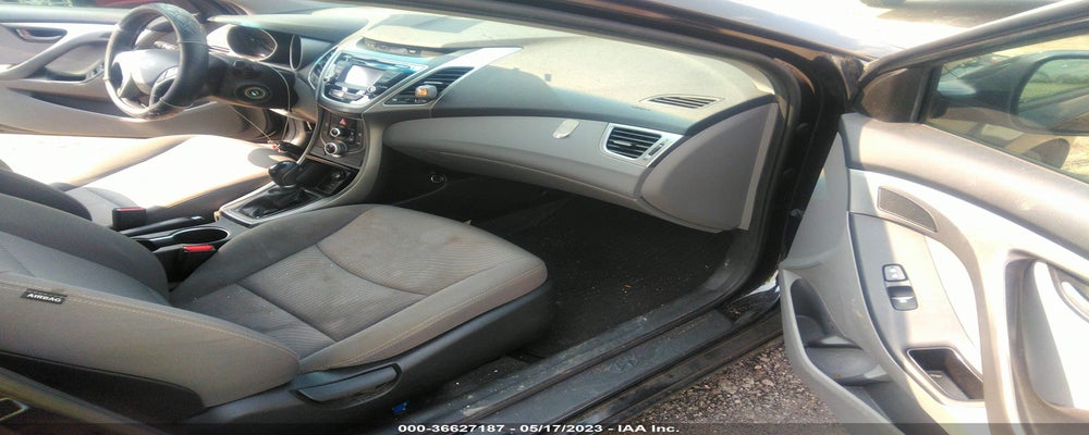 KMHDH4AE4GU541871 2016 HYUNDAI ELANTRA photo no. 5