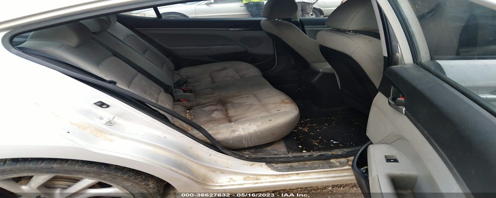 KMHD74LF4HU128455 2017 HYUNDAI ELANTRA photo no. 8