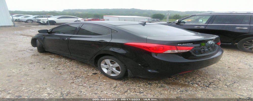 5NPDH4AE3DH448852 2013 HYUNDAI ELANTRA photo no. 3