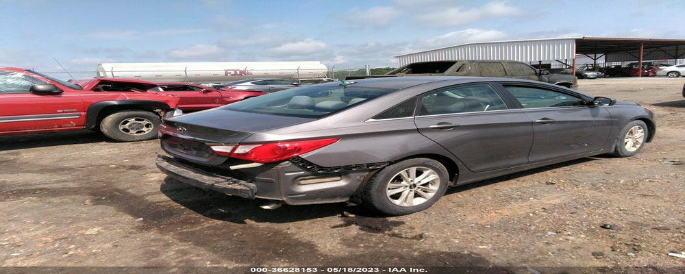 5NPEB4AC2DH693517 2013 HYUNDAI SONATA photo no. 4