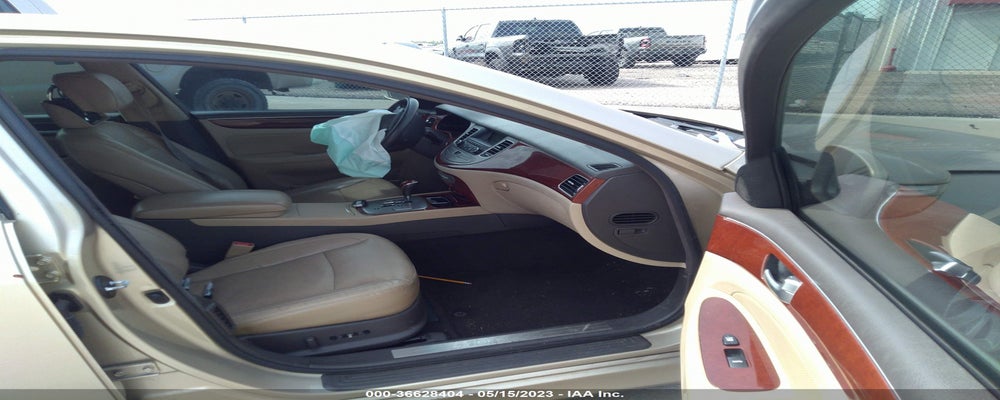 KMHGC4DD5CU200584 2012 HYUNDAI GENESIS photo no. 5