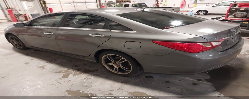 5NPEC4AB4BH216301 2011 HYUNDAI SONATA photo no. 3