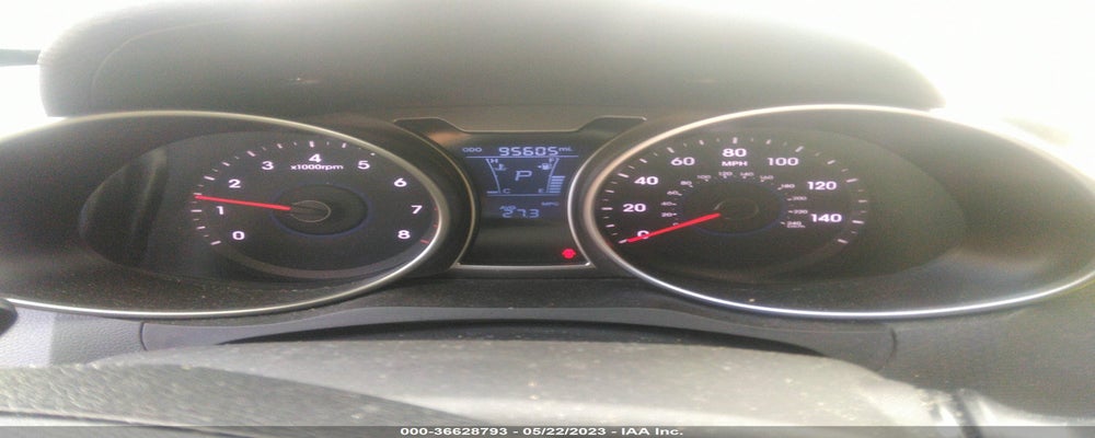 KMHTC6AD1CU047863 2012 HYUNDAI VELOSTER photo no. 7