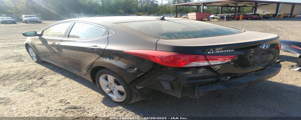 5NPDH4AEXDH165865 2013 HYUNDAI ELANTRA photo no. 3
