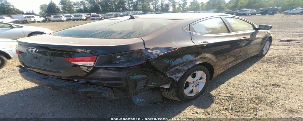 5NPDH4AEXDH165865 2013 HYUNDAI ELANTRA photo no. 4