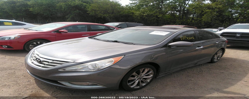 5NPEC4ACXBH265818 2011 HYUNDAI SONATA photo no. 2