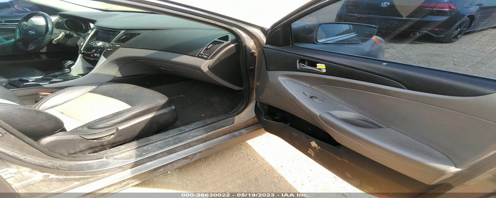 5NPEC4ACXBH265818 2011 HYUNDAI SONATA photo no. 5