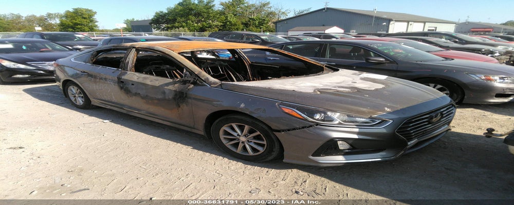 5NPE24AF2KH810634 2019 HYUNDAI SONATA photo no. 17