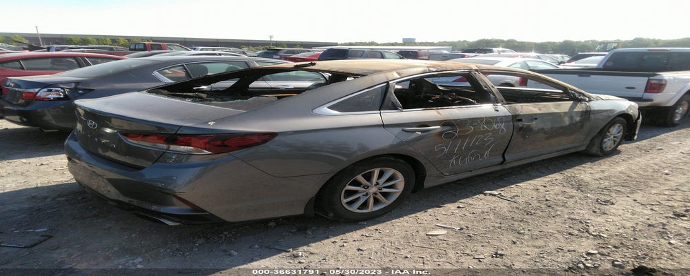5NPE24AF2KH810634 2019 HYUNDAI SONATA photo no. 4