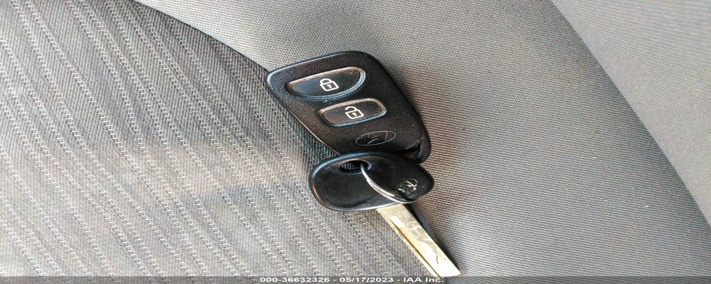 KMHCT4AE7HU373042 2017 HYUNDAI ACCENT photo no. 11