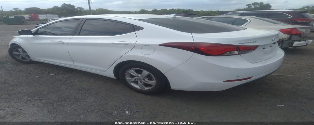 5NPDH4AE7FH643775 2015 HYUNDAI ELANTRA photo no. 3