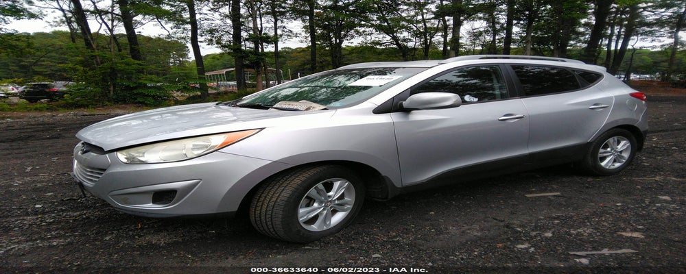 KM8JU3ACXBU174636 2011 HYUNDAI TUCSON photo no. 2