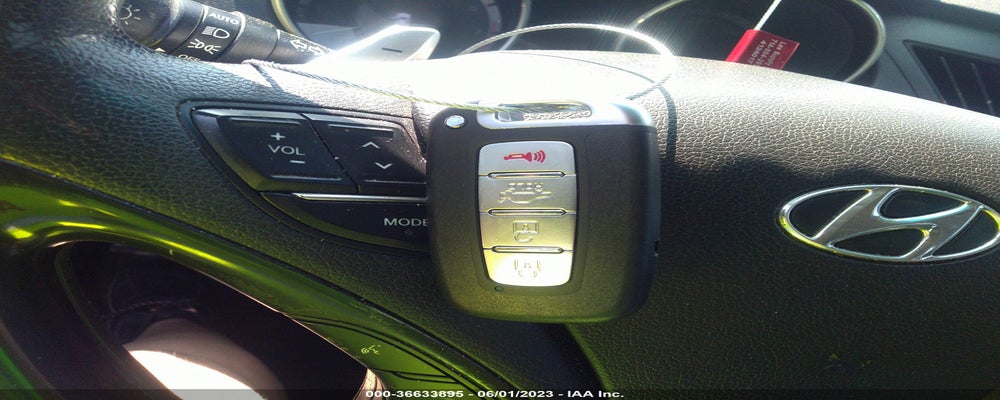 5NPEC4AB5BH216632 2011 HYUNDAI SONATA photo no. 11