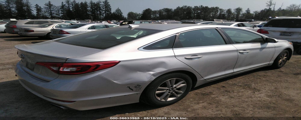5NPE24AFXFH132172 2015 HYUNDAI SONATA photo no. 4