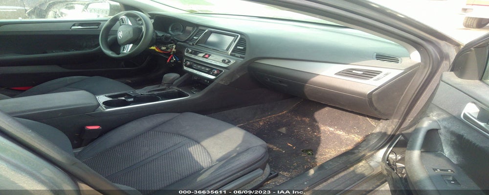 5NPE24AF0JH647058 2018 HYUNDAI SONATA photo no. 5