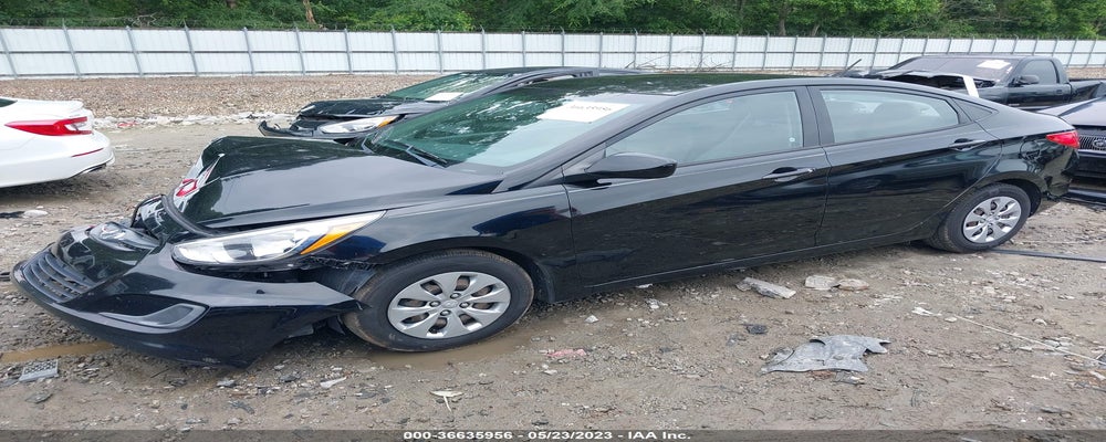 KMHCT4AE3HU330639 2017 HYUNDAI ACCENT photo no. 2